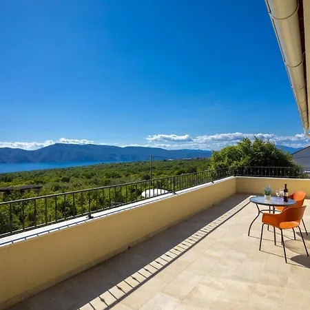 Vila In Krk With Swimming Pool *